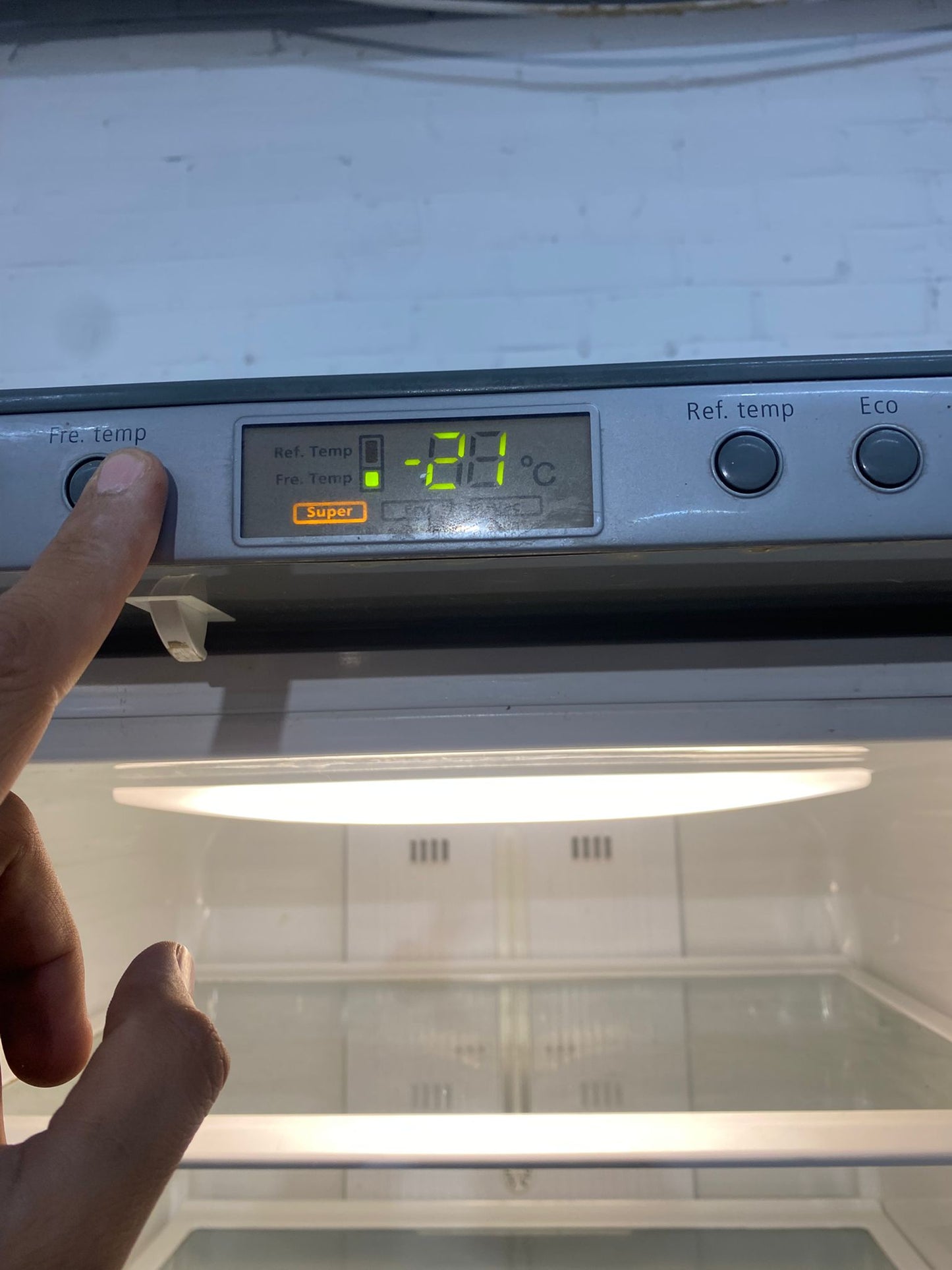 Beautiful Samsung 190 CM Tall Fridge Freezer With Water Dispenser For Sale