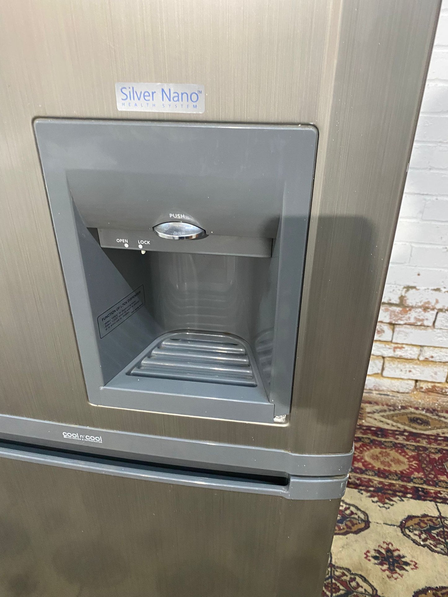 Beautiful Samsung 190 CM Tall Fridge Freezer With Water Dispenser For Sale
