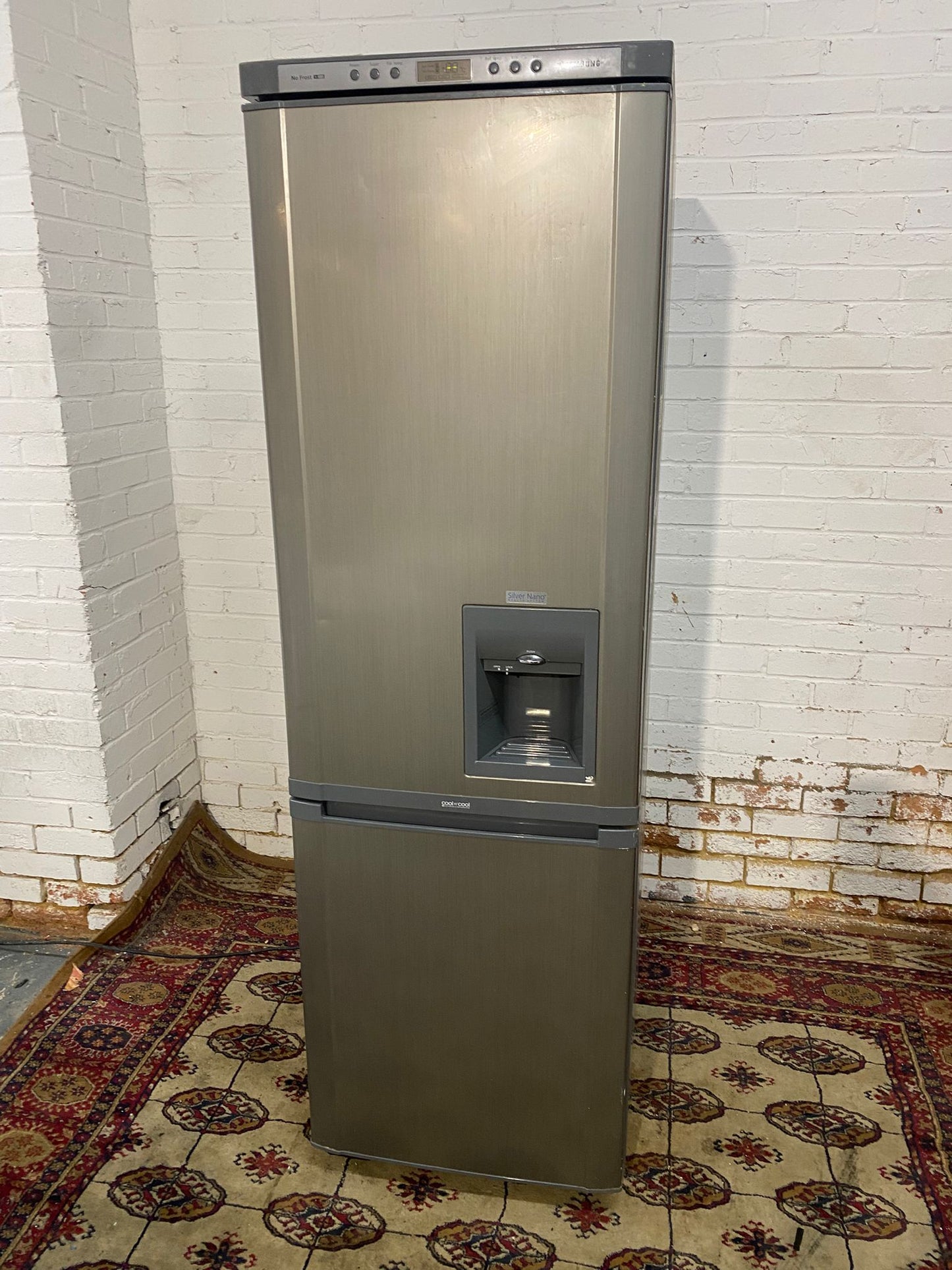 Beautiful Samsung 190 CM Tall Fridge Freezer With Water Dispenser For Sale