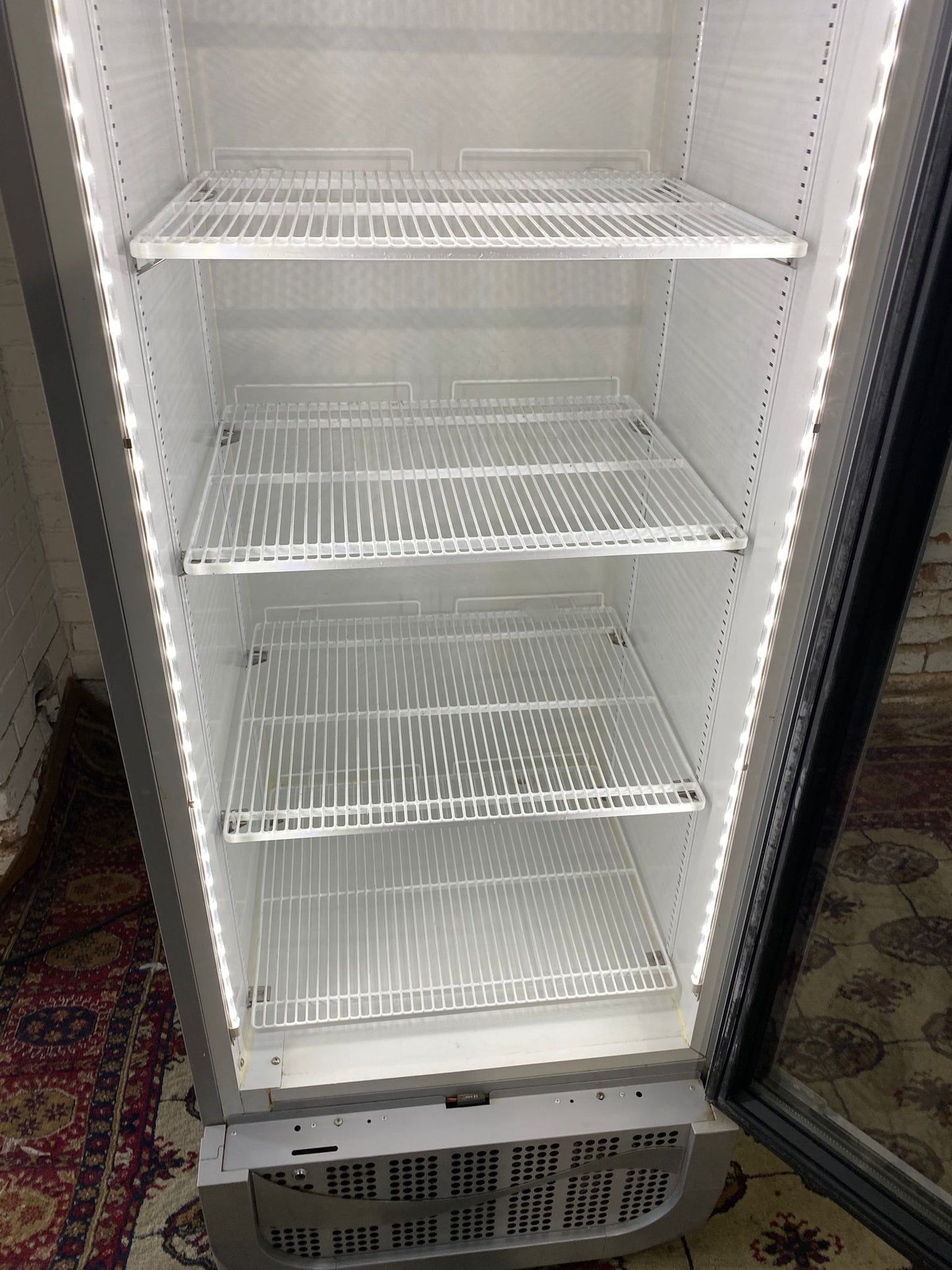 Beautiful Tall CocaCola Standing Glass Display Drinks Fridge For Sale