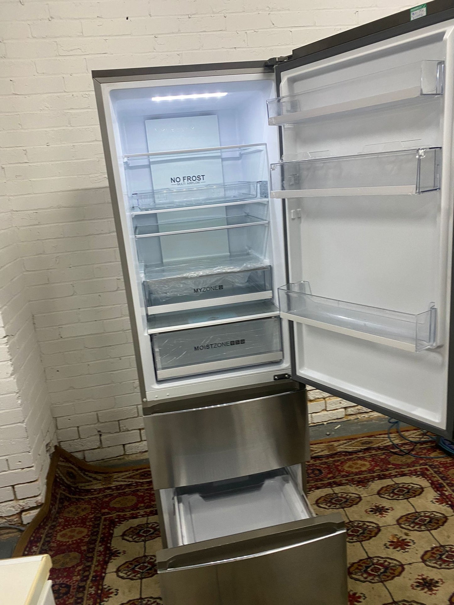 🚚Beautiful Haier 3Doors Stainless Steel Fridge Freezer For Sale