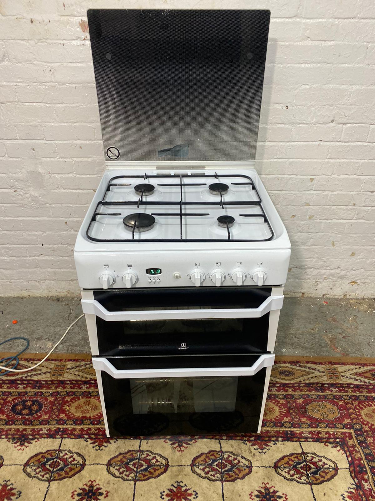 FREE DELIVERY White Indesit 60 Cm Gas Cooker With Dual Oven/ Grill For Sale
