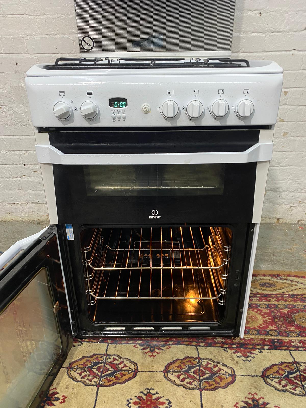 FREE DELIVERY White Indesit 60 Cm Gas Cooker With Dual Oven/ Grill For Sale