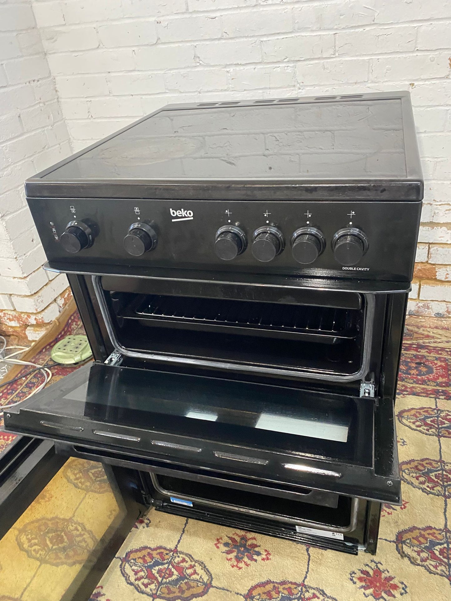 🚐🚐Beautiful Beko Black 60CM Ceramic Electric Cooker With Oven/Grill For Sale