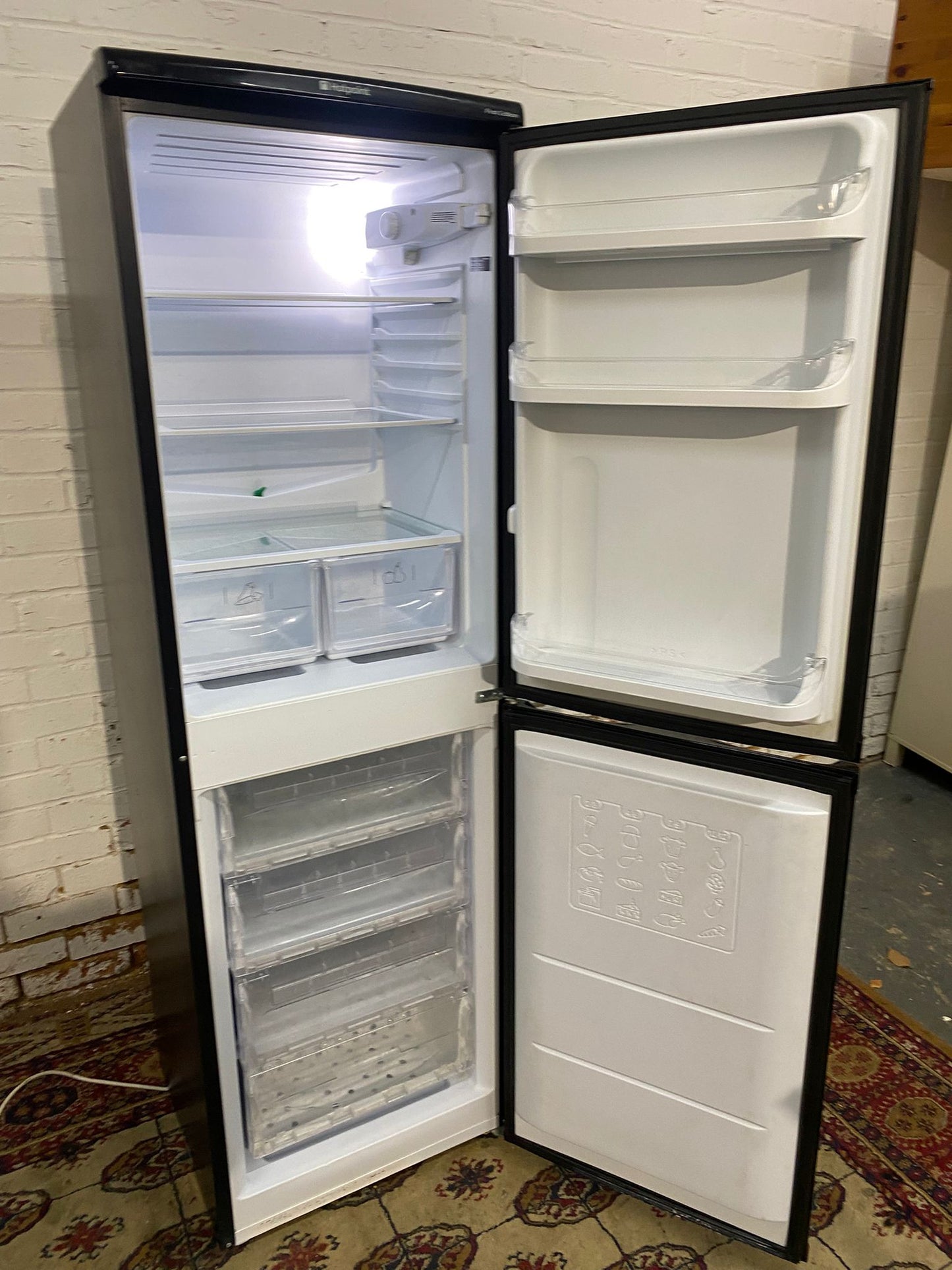 🚚Hotpoint Black First Edition Frost Free Fridge Freezer 50/50 For Sale