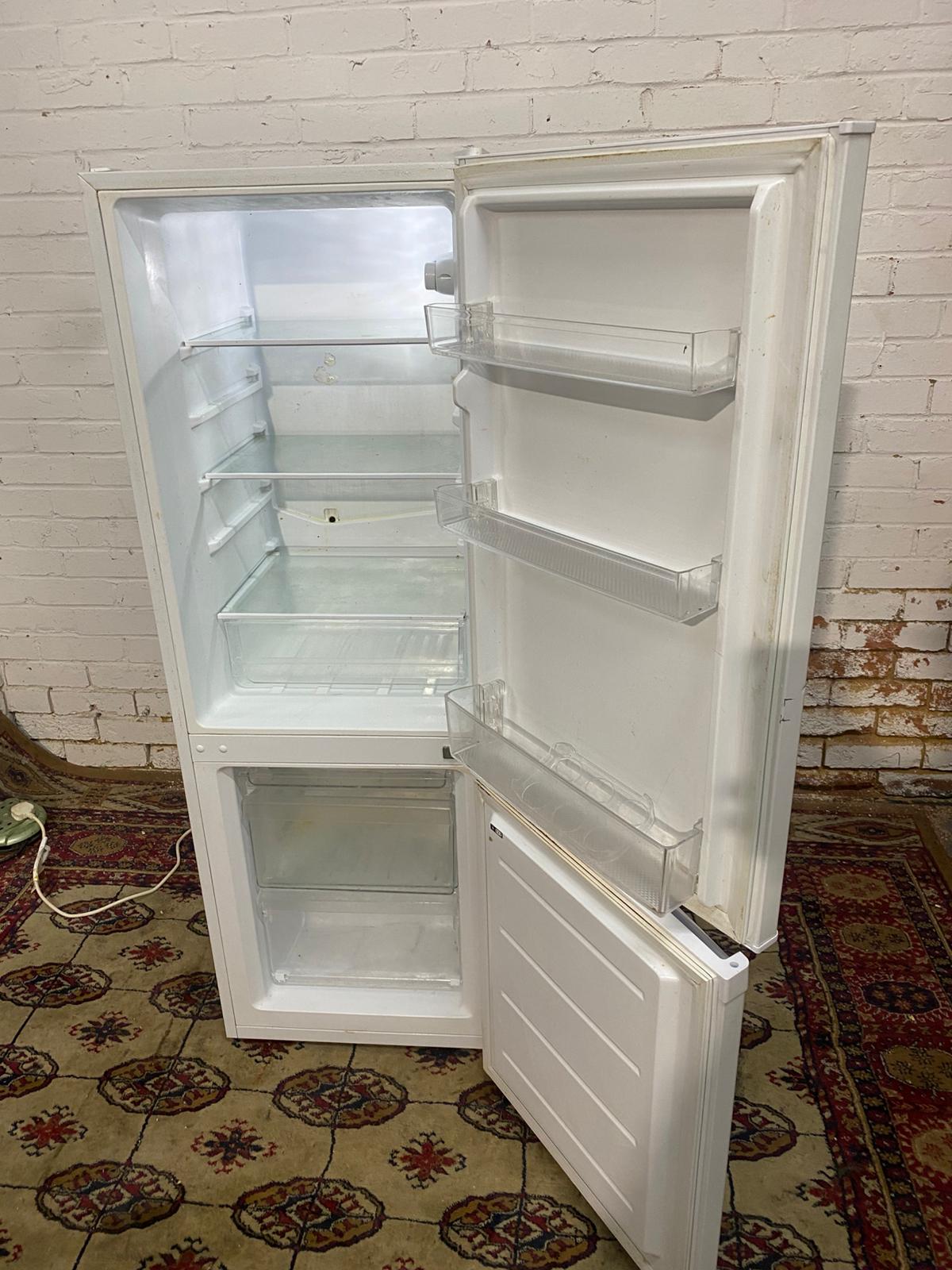 🚚Bush White Slim Medium Fridge Freezer For Sale