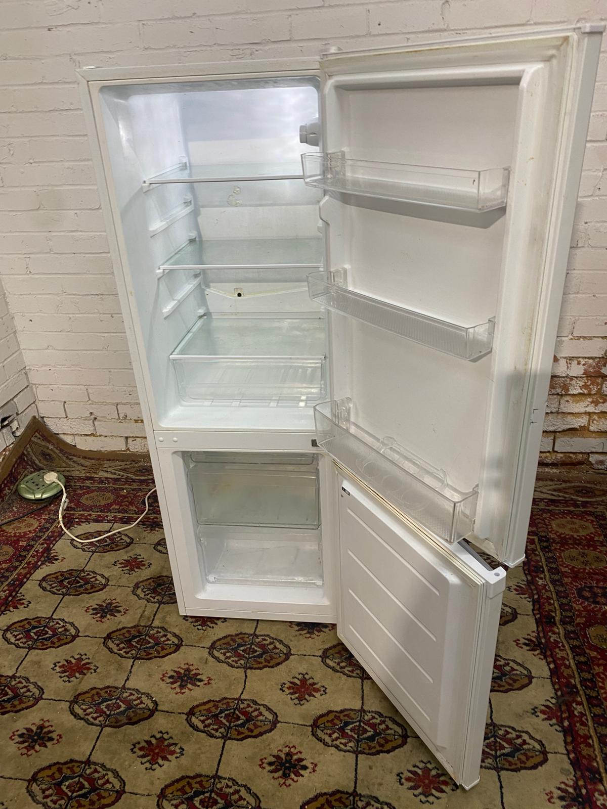 🚚Bush White Slim Medium Fridge Freezer For Sale