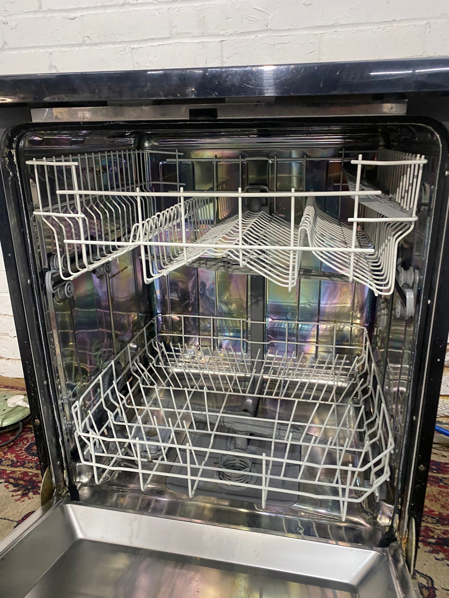 🚚FREE DELIVERY Beautiful Black Bush Dish Washer For Sale