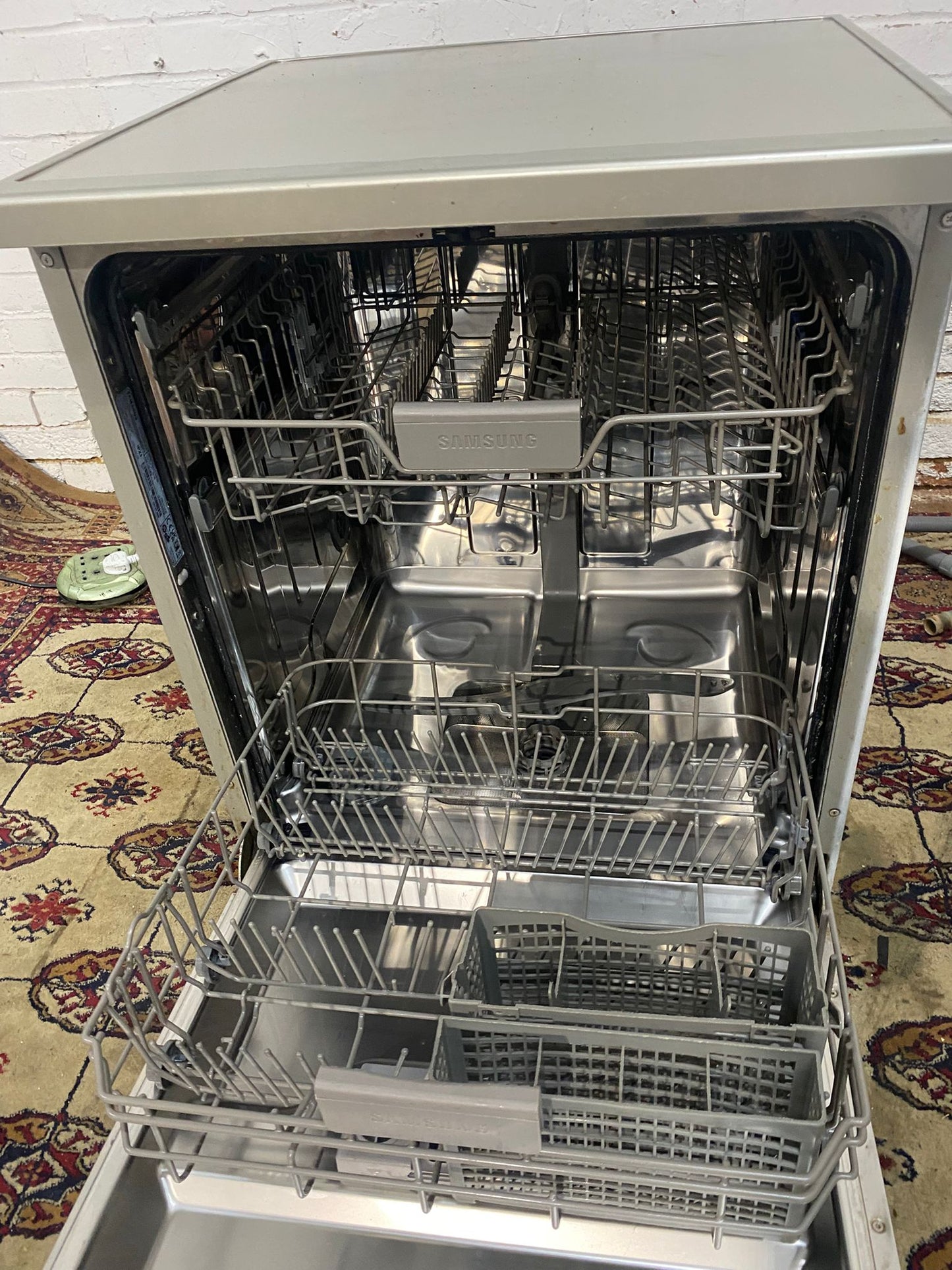 🚚Stylish TopBrand Samsung Stainless Steel 60 CM DishWasher For Sale