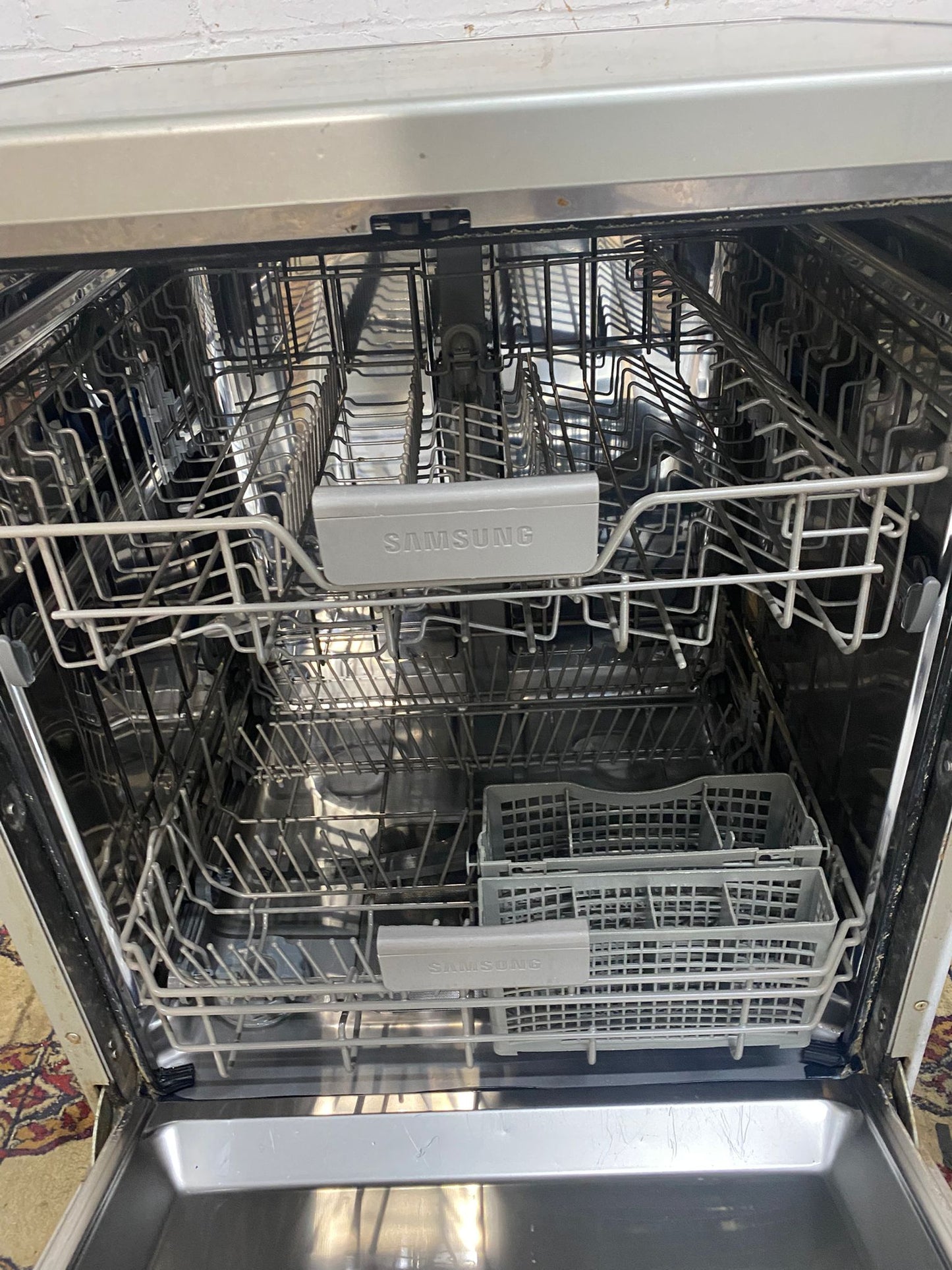 🚚Stylish TopBrand Samsung Stainless Steel 60 CM DishWasher For Sale