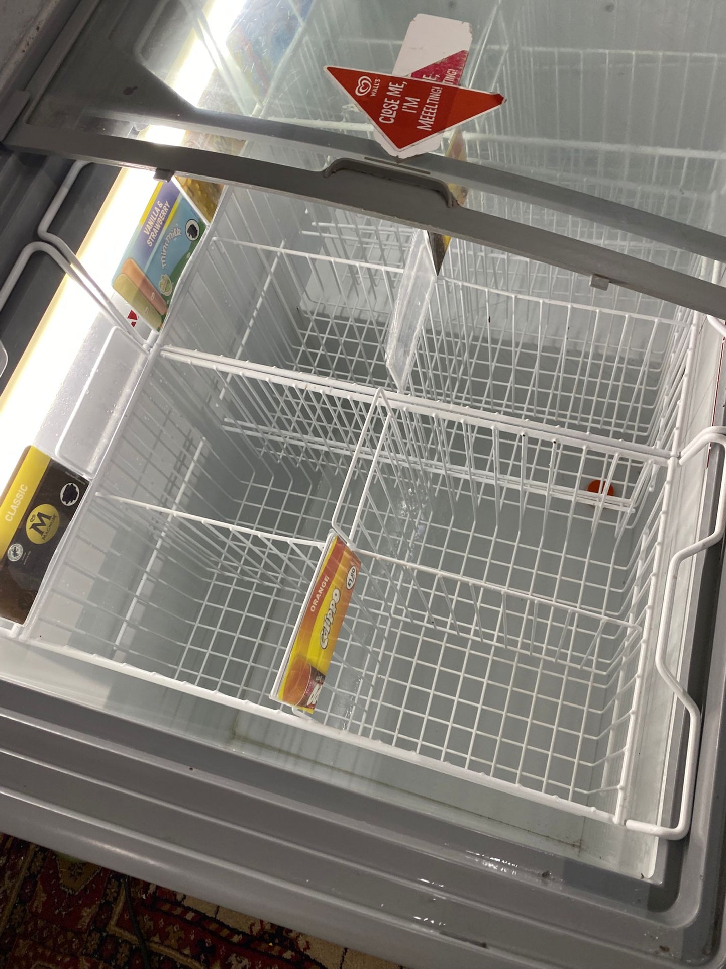 🚚Walls Commercial IceCream Display Freezer Frost Free For Sale