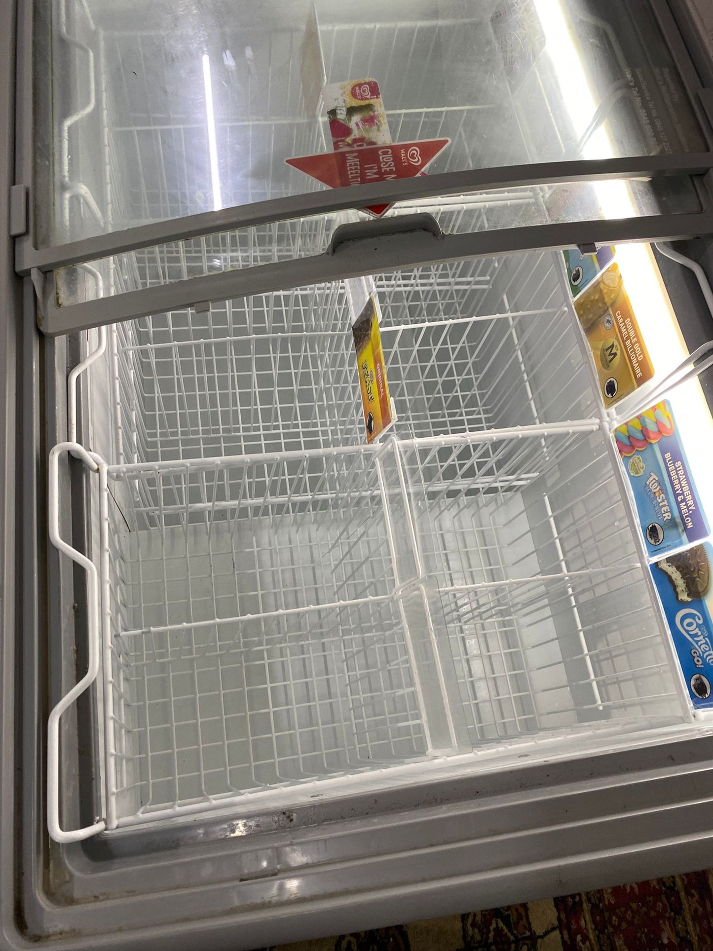🚚Walls Commercial IceCream Display Freezer Frost Free For Sale