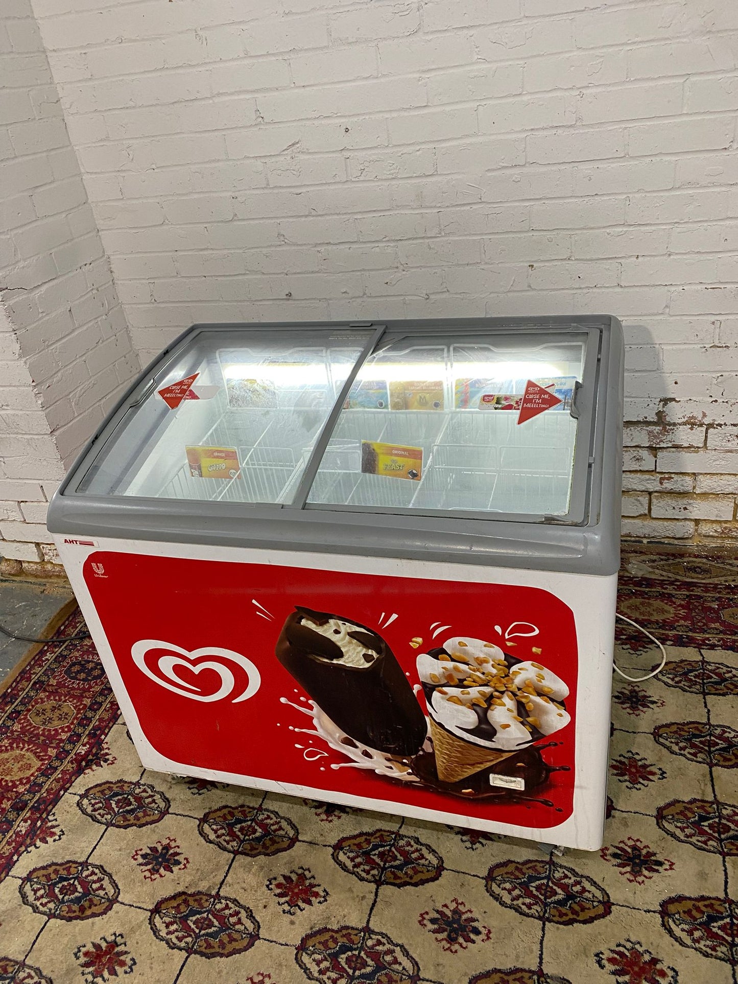 🚚Walls Commercial IceCream Display Freezer Frost Free For Sale