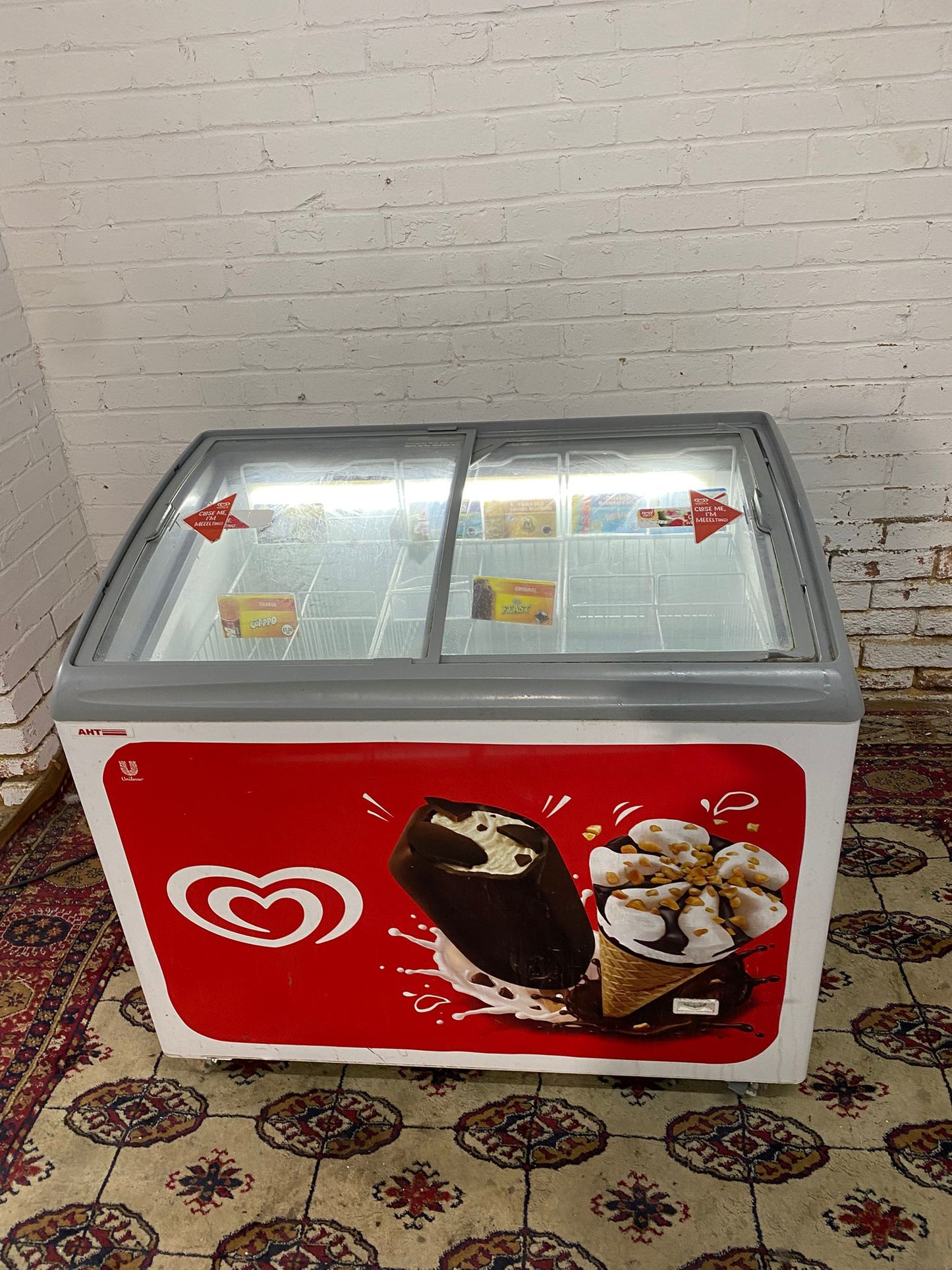 🚚Walls Commercial IceCream Display Freezer Frost Free For Sale