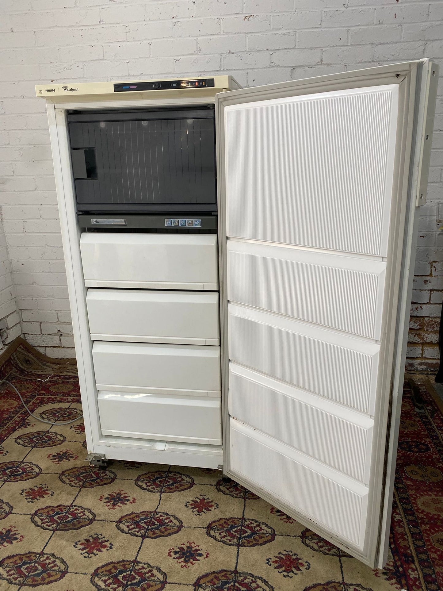 🚐🚐PHILIPS/WHIRLPOOL Standing Freezer For Sale
