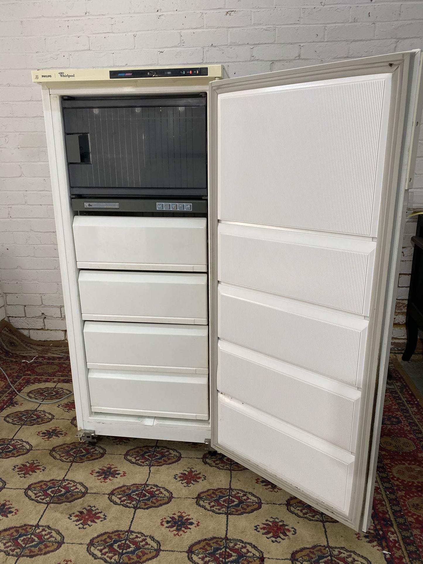 🚐🚐PHILIPS/WHIRLPOOL Standing Freezer For Sale