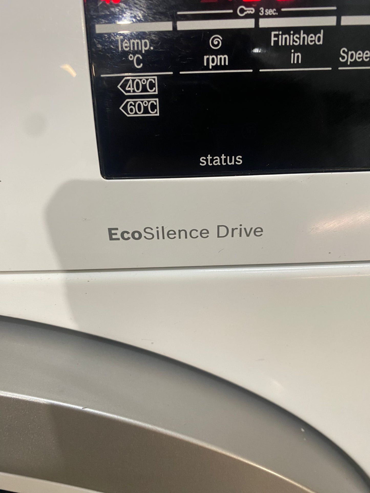 🚚Beautiful TopBrand Bosch 9KG Washing Machine For Sale