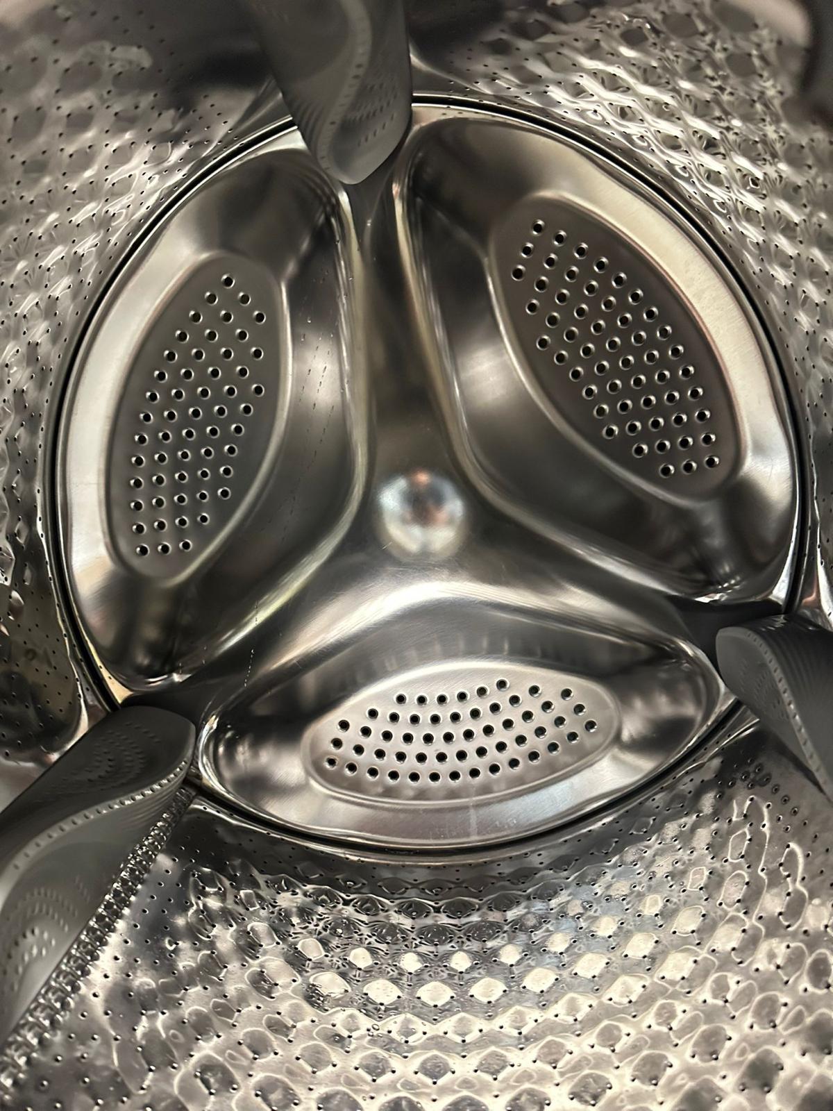 FREE DELIVERY Beautiful Kenwood 8KG Washing Machine For Sale