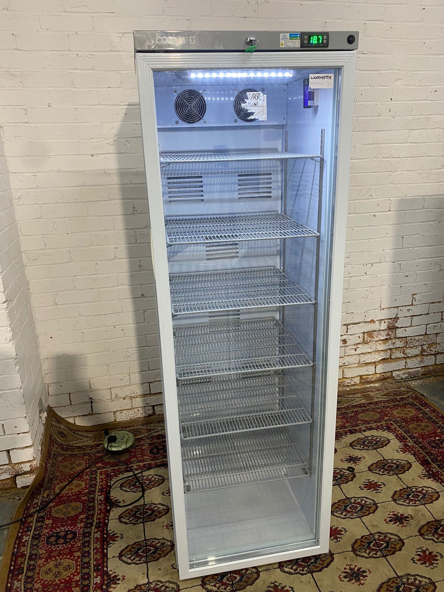Beautiful Tall Commercial Glass Display Fridge For Sale
