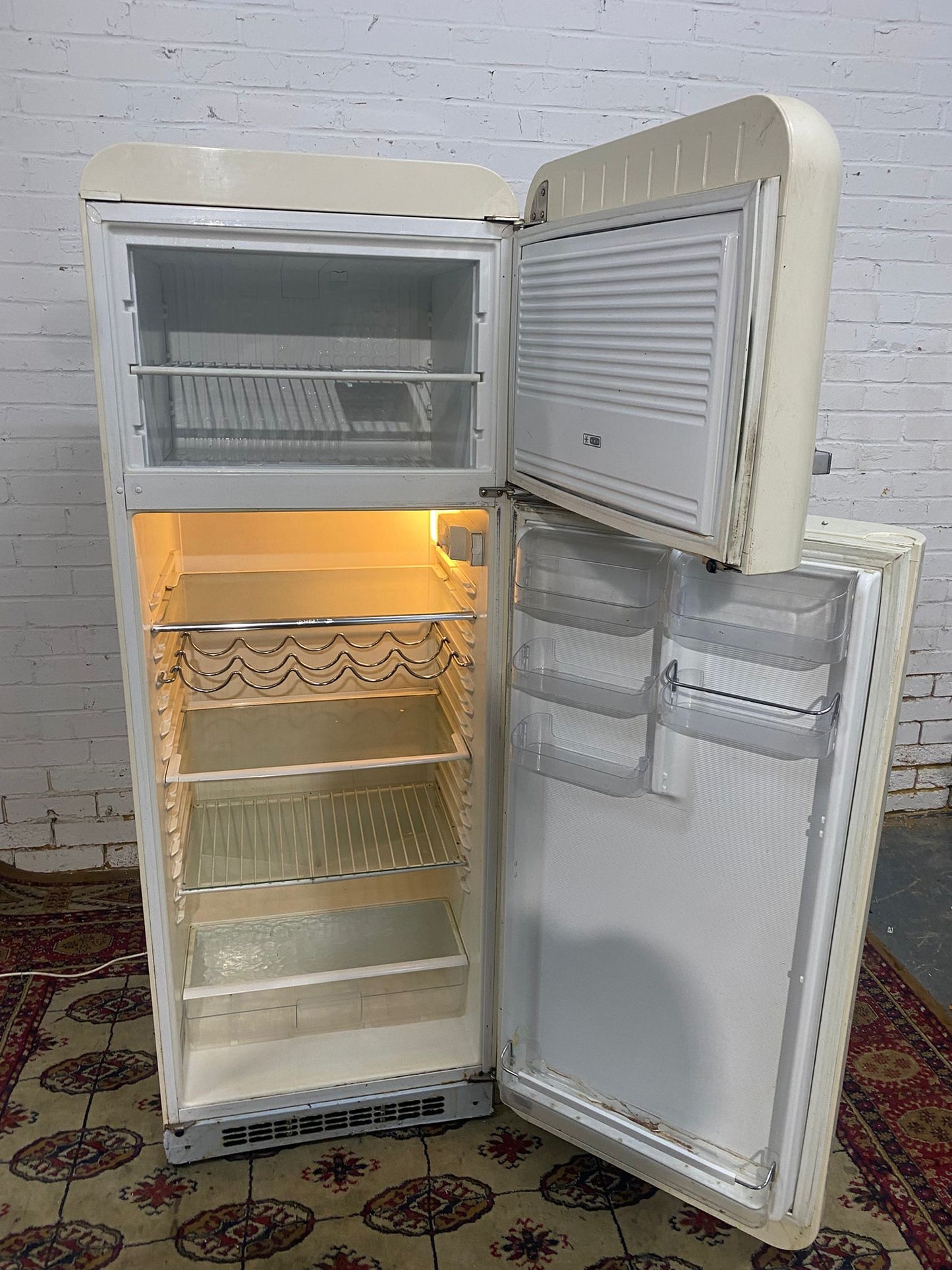 FREE DELIVERY Beautiful Top Brand SMEG Fridge & Freezer On Top Fridge Freezer For Sale