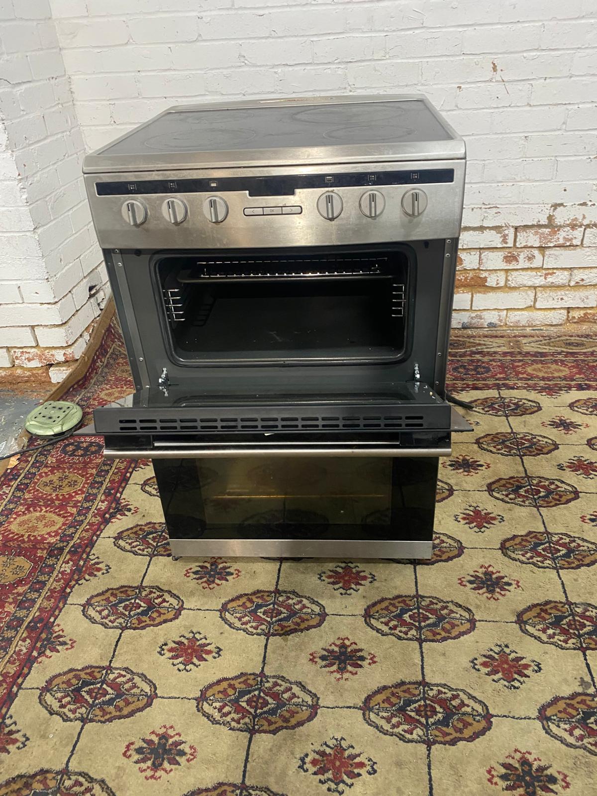 FREE DELIVERY Beautiful Amica Stainless Steel 60CM Ceramic Electric Cooker With Oven/Grill For Sale
