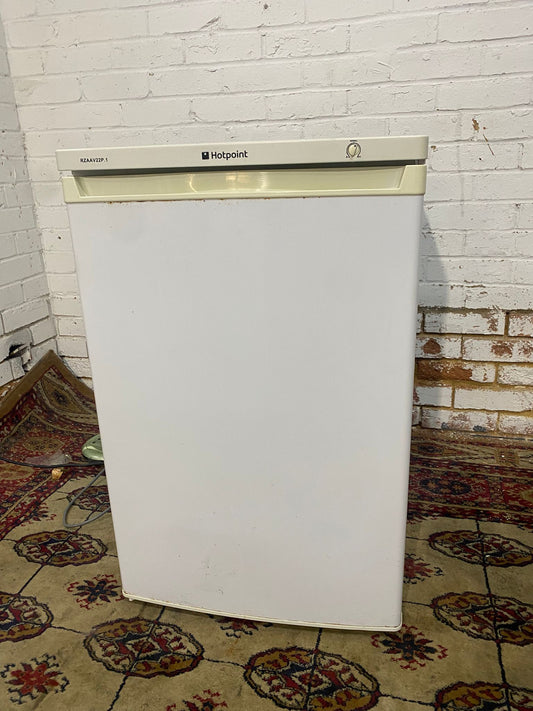 🚚HotPoint Under Counter Freezer For Sale