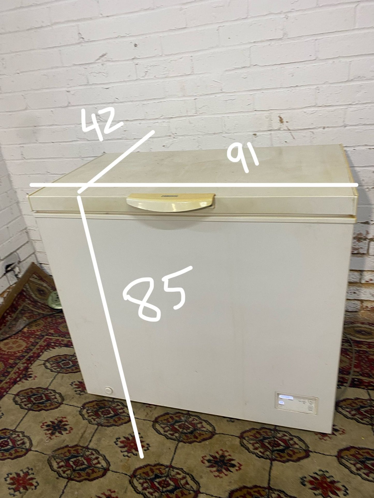 🚚Zanussi Chest Freezer 200L Frost Free Technology For Sale