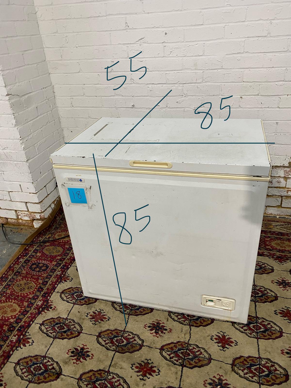 🚚 Chest Freezer 200L Frost Free Technology For Sale