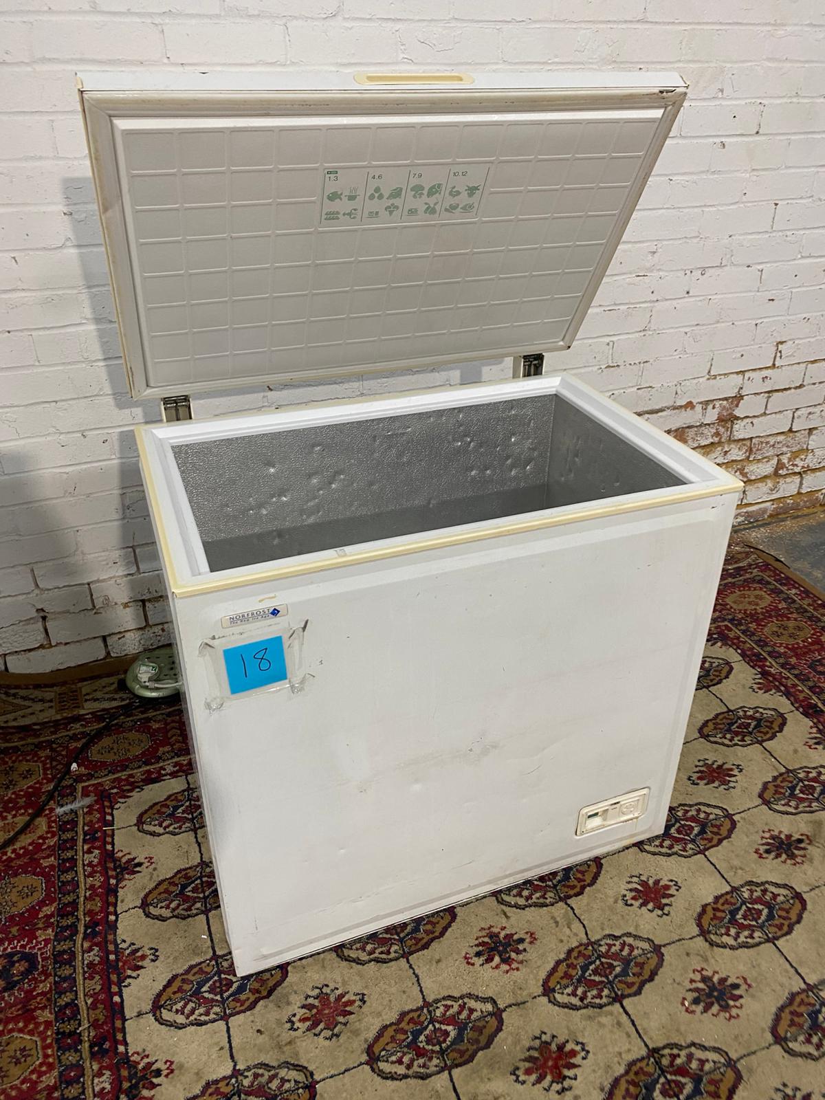 🚚 Chest Freezer 200L Frost Free Technology For Sale