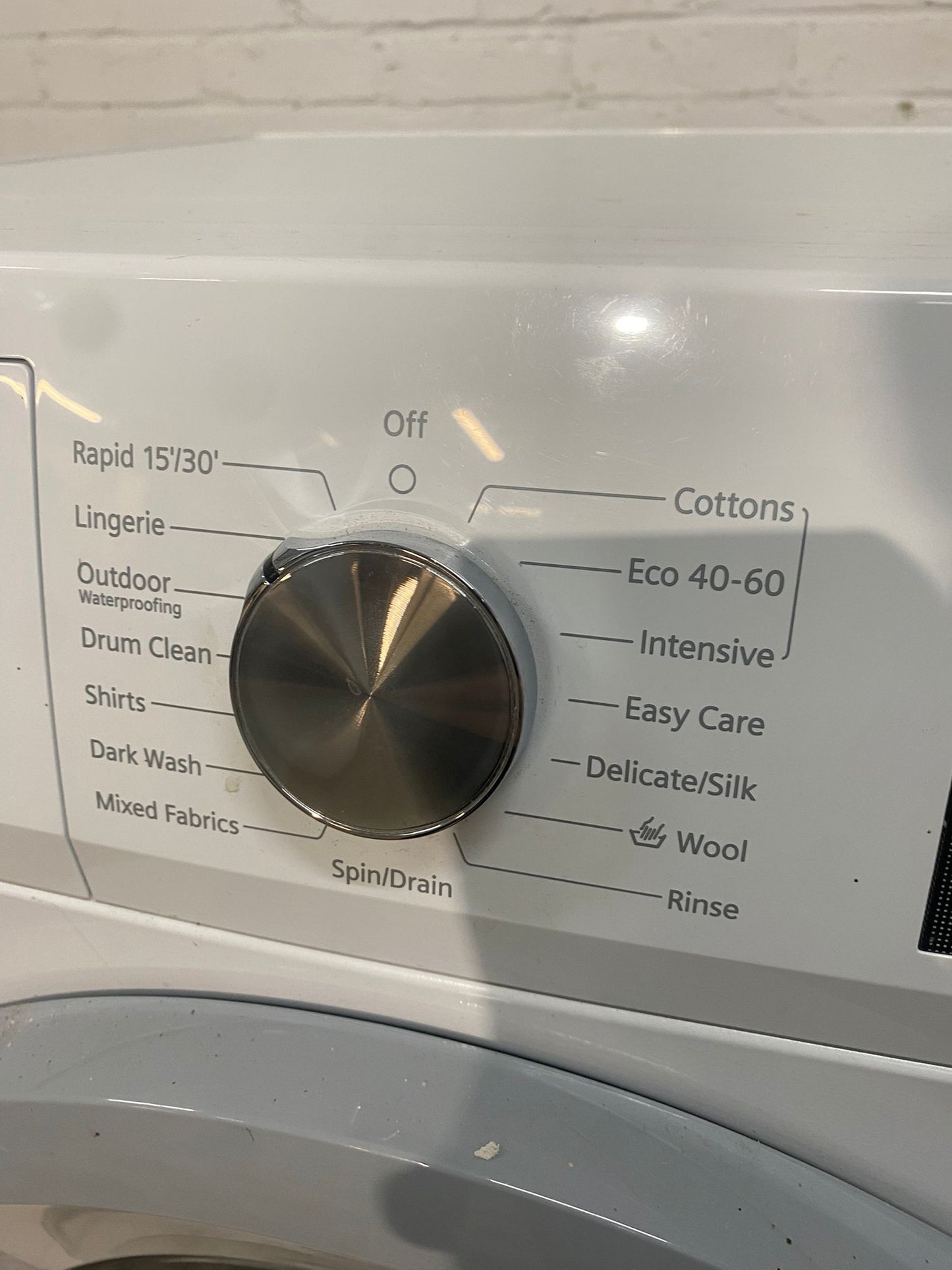 Beautiful Siemens 8KG Washing Machine For Sale