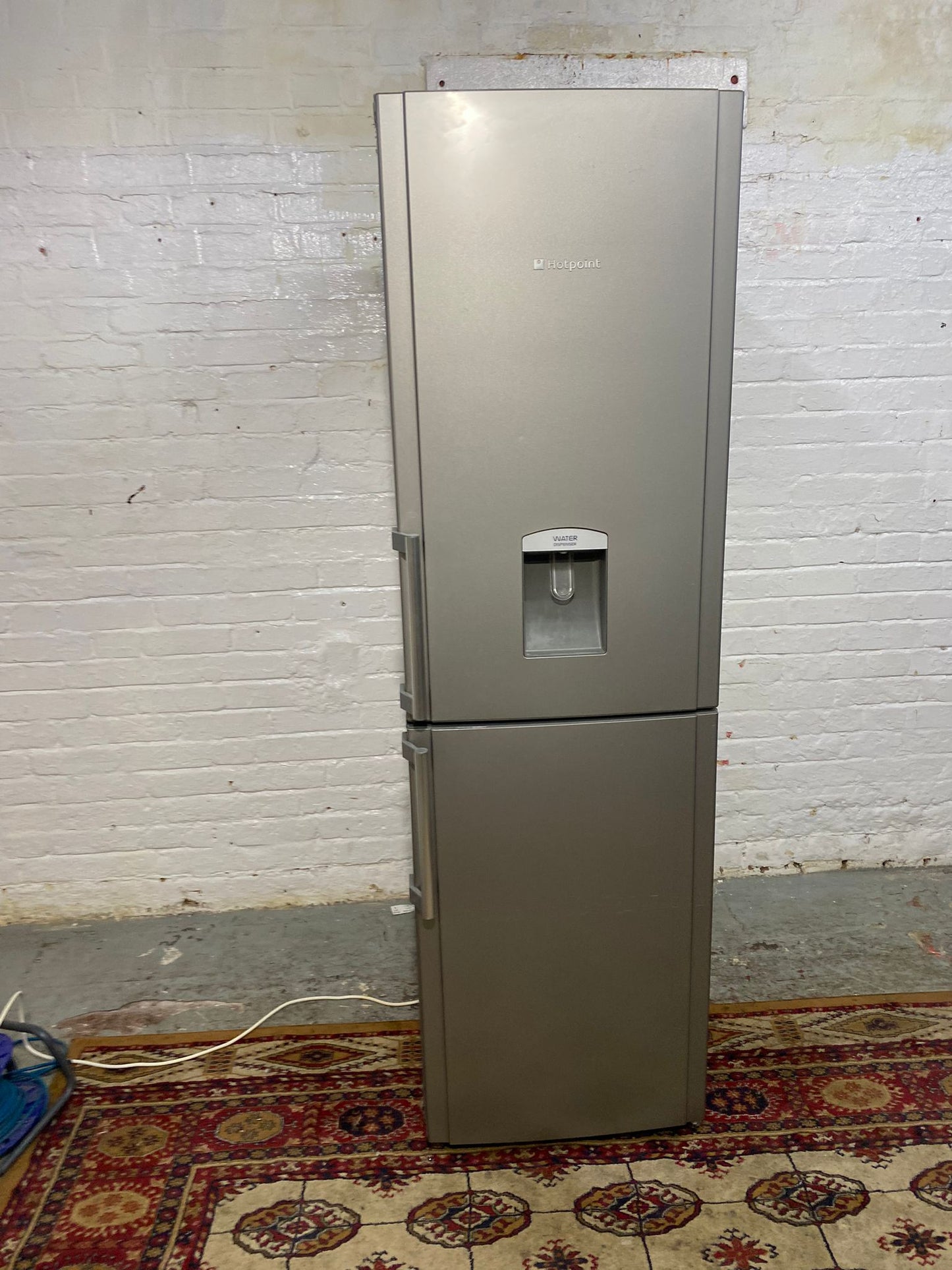 HotPoint Grey Fridge Freezer Frost Free With Water Dispenser For Sale
