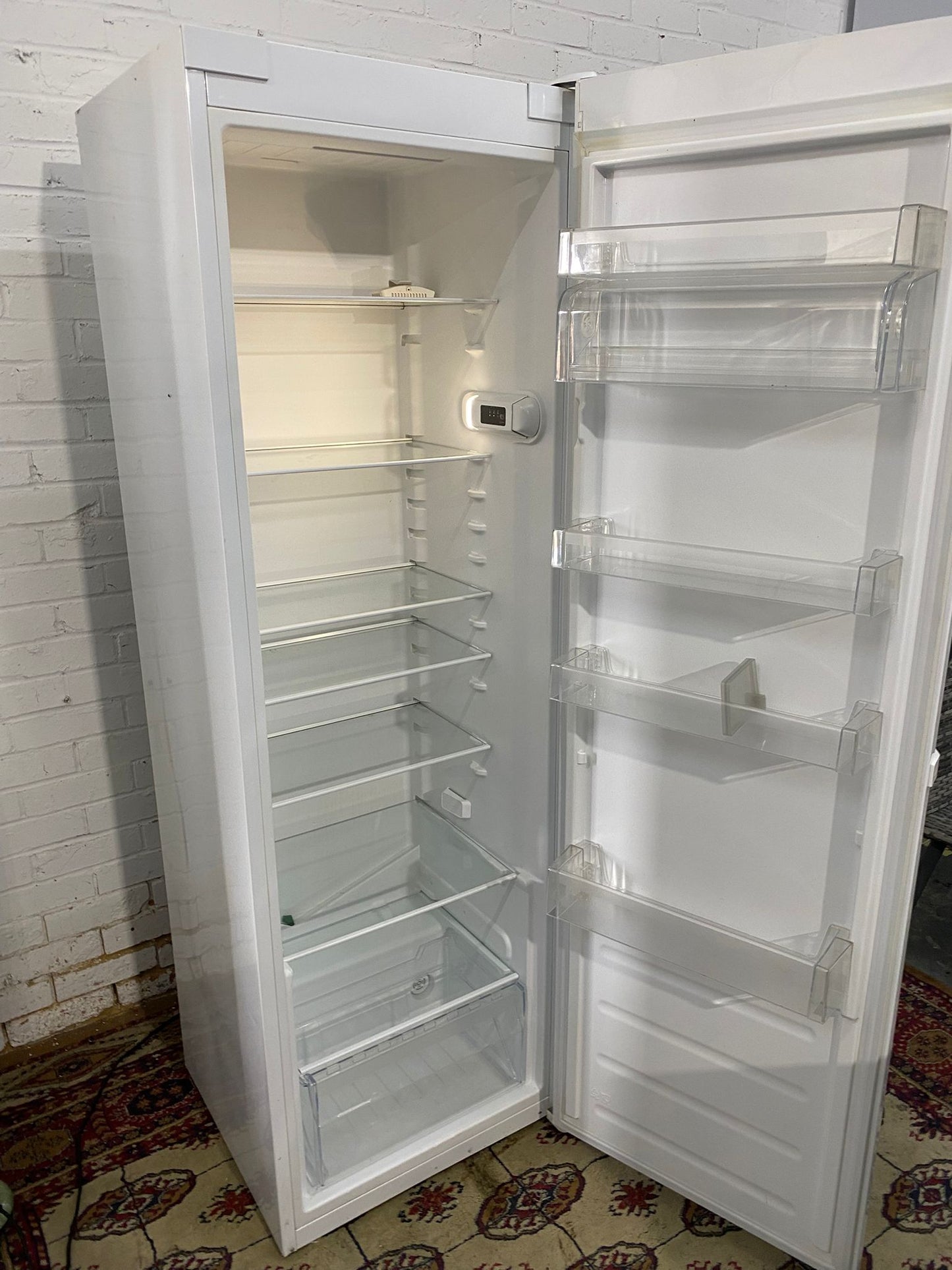 🚚Tall Indesit Standing Fridge Only For Sale