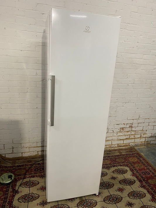 🚚Tall Indesit Standing Fridge Only For Sale