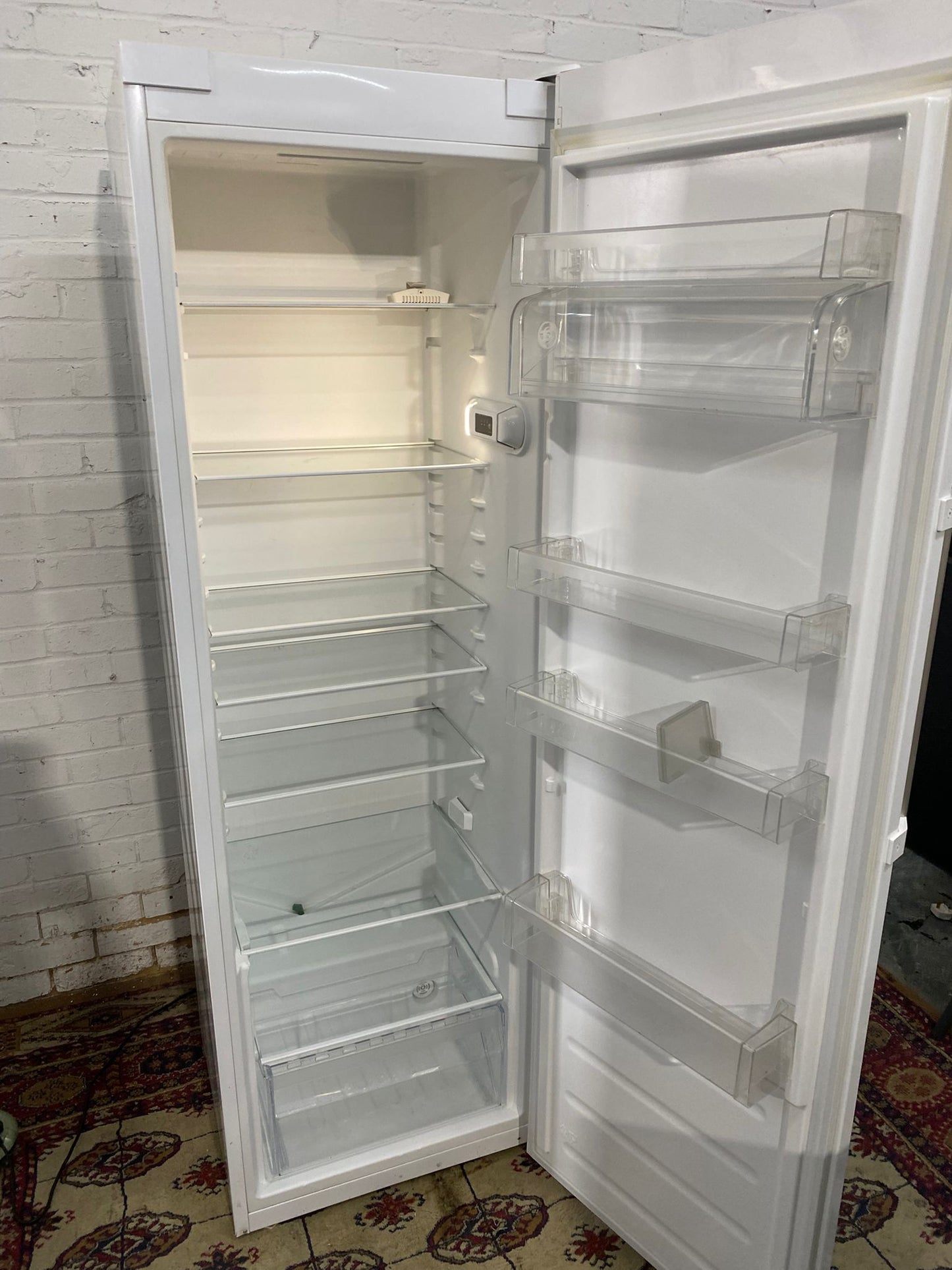 🚚Tall Indesit Standing Fridge Only For Sale