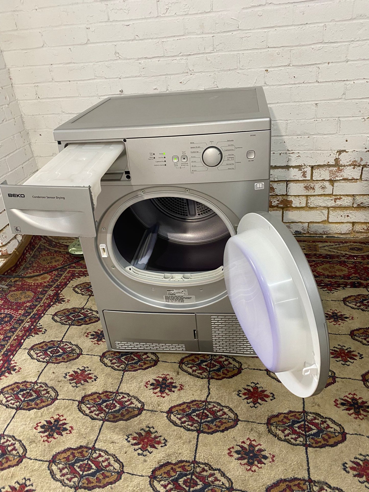 Beautiful Grey Condenser Dryer With HeatPump For Sale