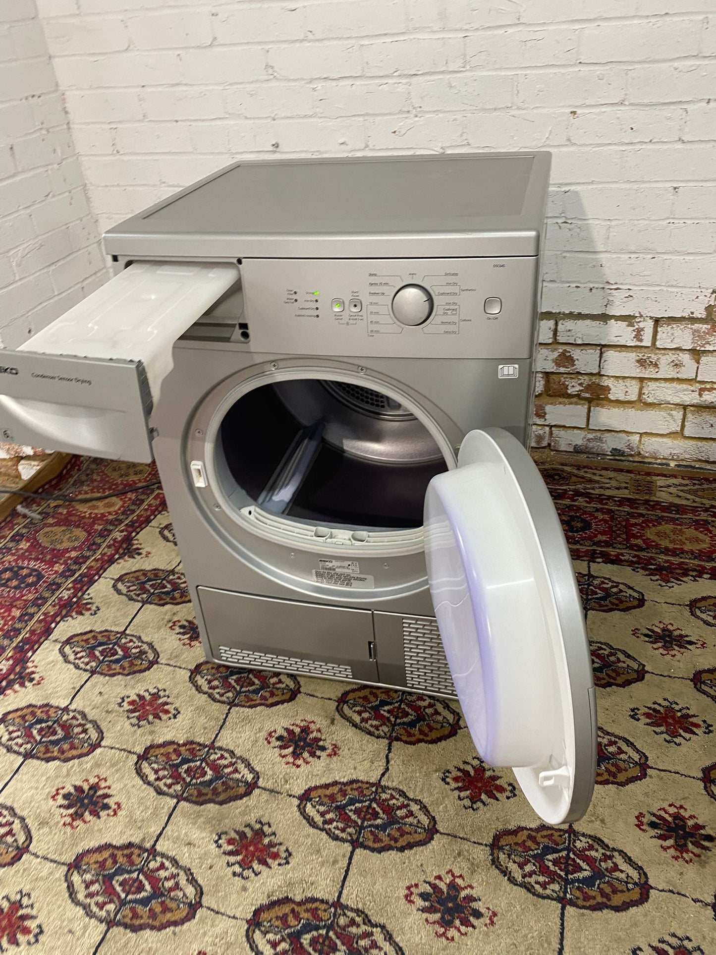 Beautiful Grey Condenser Dryer With HeatPump For Sale