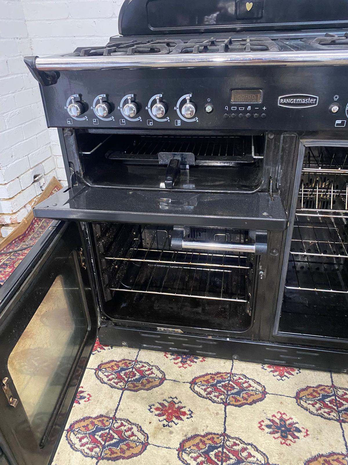 FREE DELIVERY RangeMaster 90 CM 5Burners Gas Cooker With Oven/Grill For Sale
