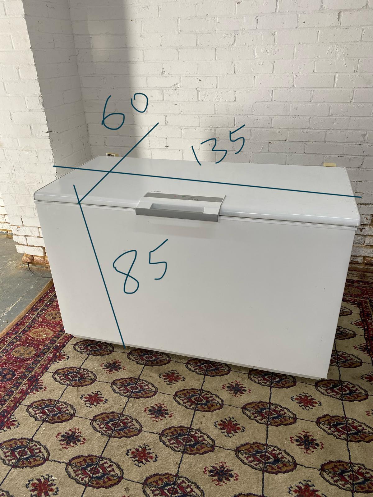 🚚Beautiful JohnLewis Commercial 400L Chest Freezer Frost Free Technology For Sale