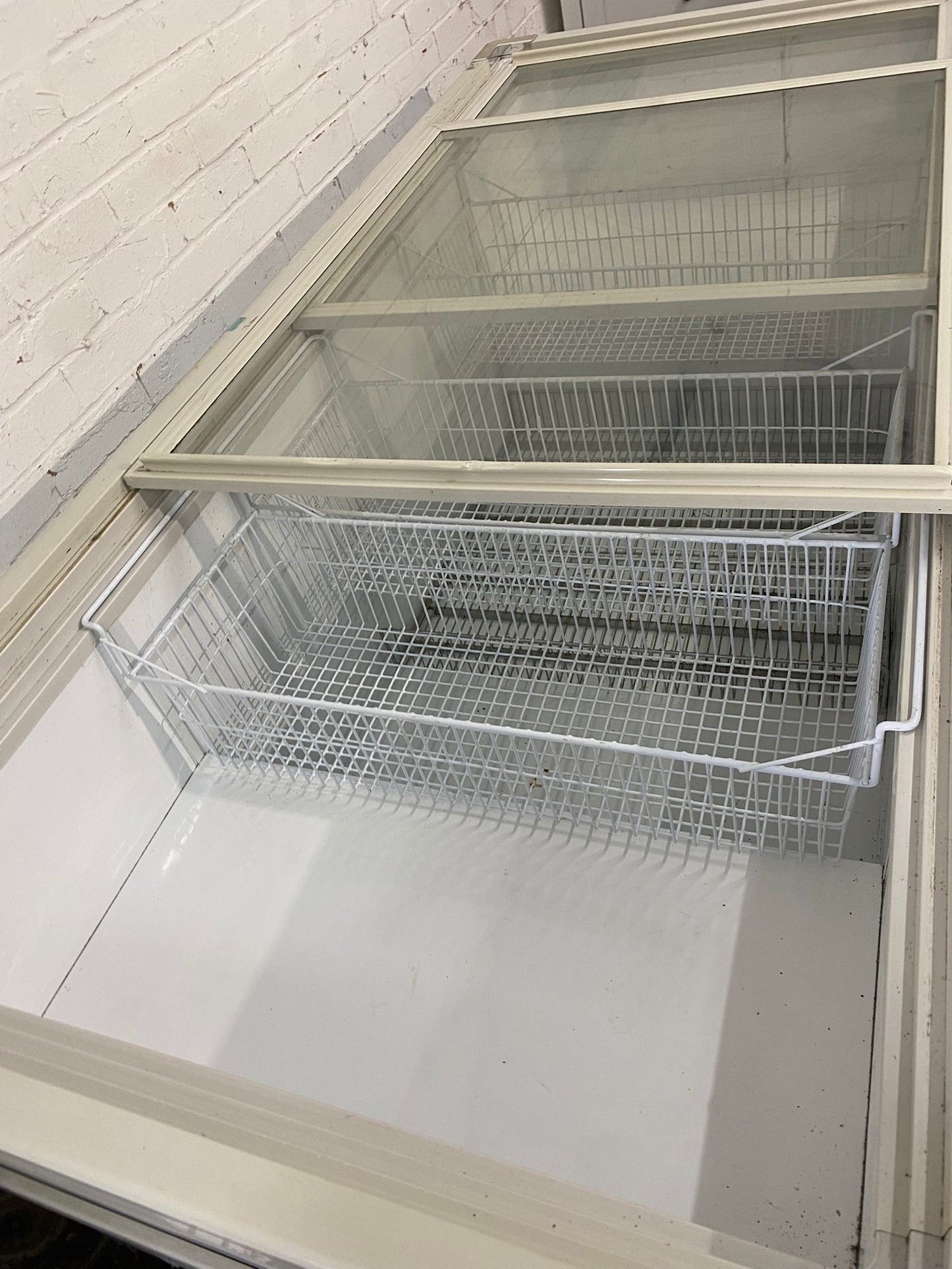 🚚Beautiful 2M Wide Commercial Glass Sliding Chest Freezer For Sale