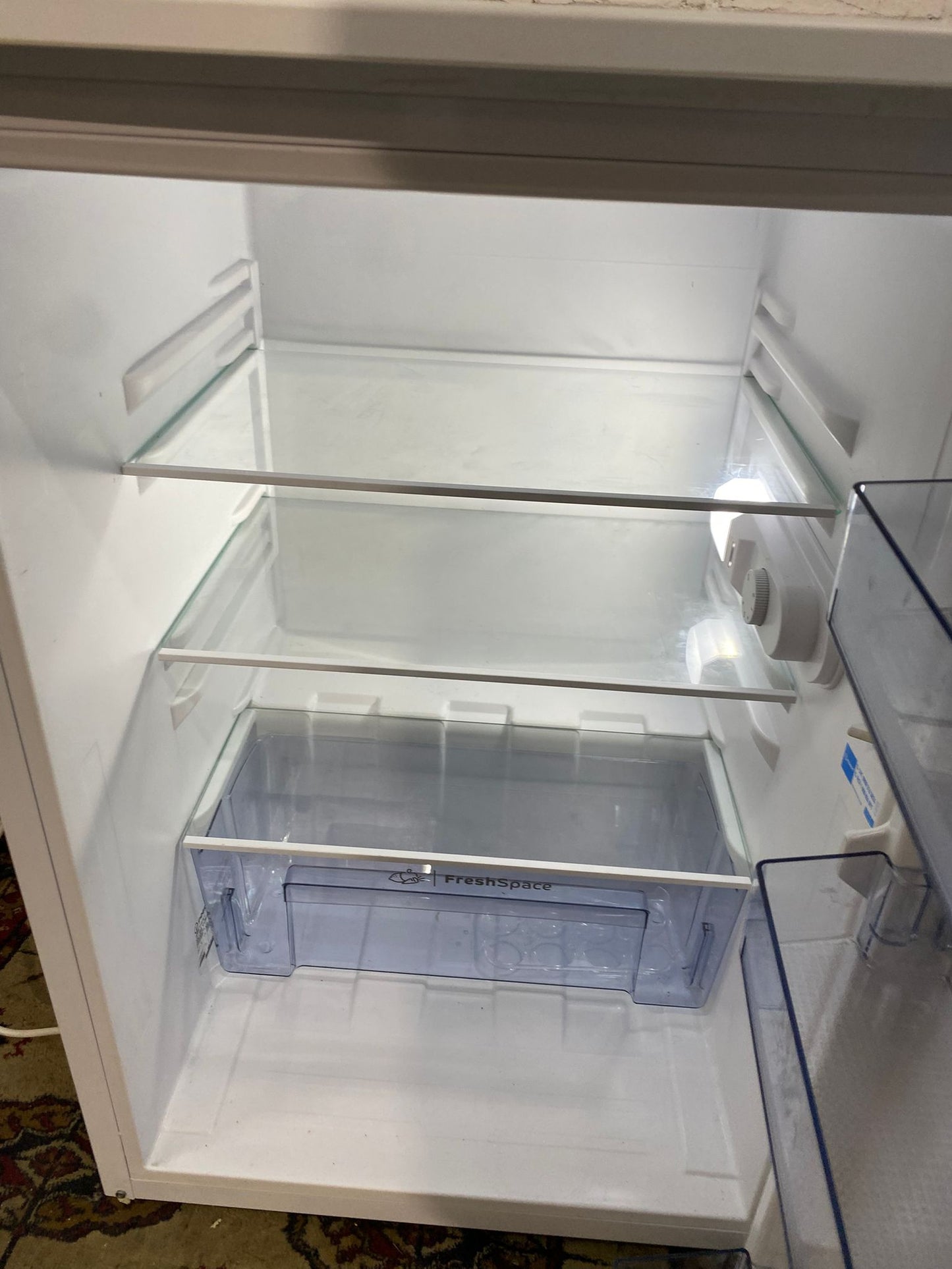 🚐Indesit Under Counter Fridge Only For Sale