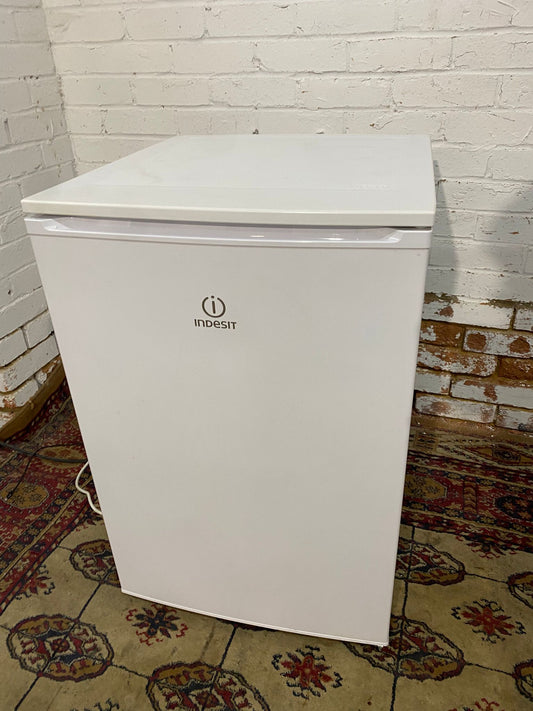 🚐Indesit Under Counter Fridge Only For Sale