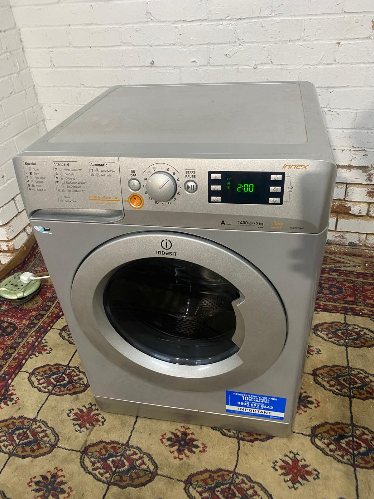 🚚FREE DELIVERY Beautiful Indesit Grey 7+4KG Washer Dryer For Sale