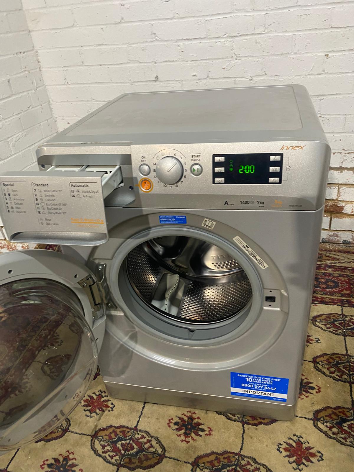 🚚FREE DELIVERY Beautiful Indesit Grey 7+4KG Washer Dryer For Sale