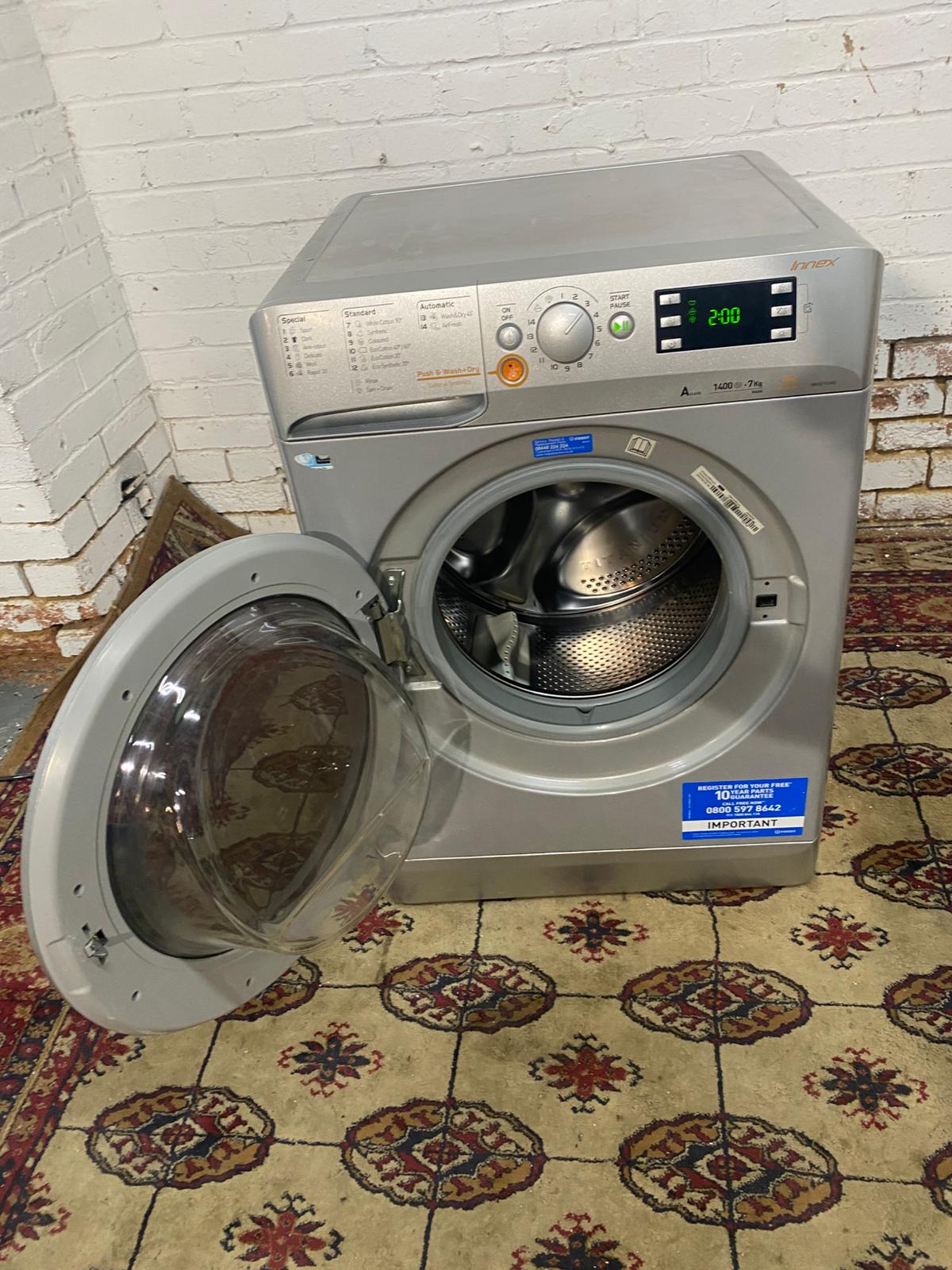 🚚FREE DELIVERY Beautiful Indesit Grey 7+4KG Washer Dryer For Sale