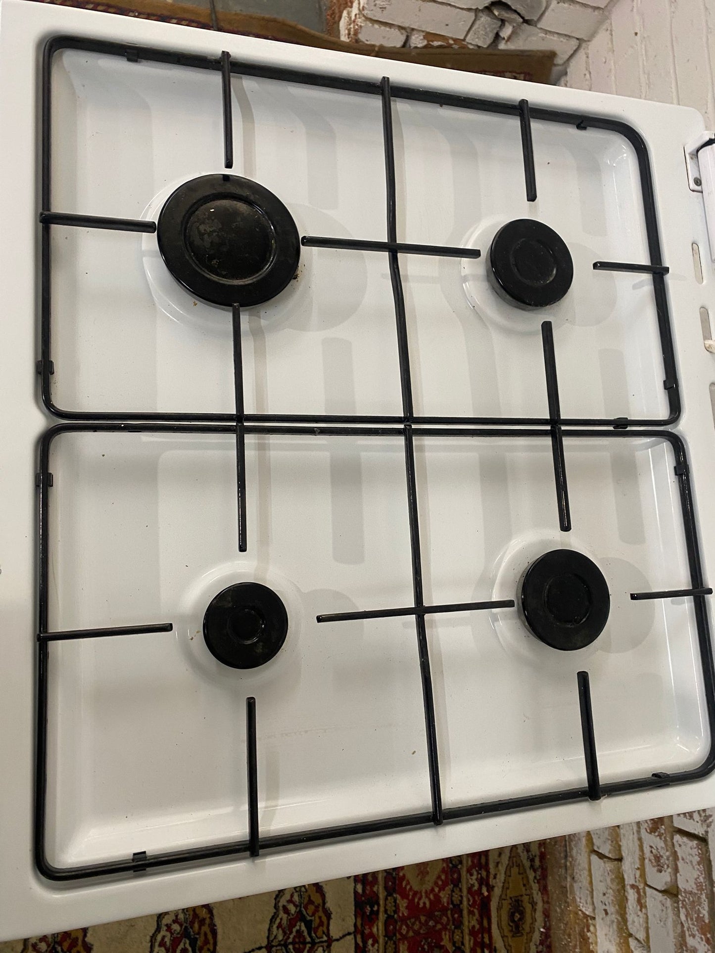 FREE DELIVERY Beautiful 60CM White NewWorld Gas Cooker With Dual Oven And Grill 60CM For Sale