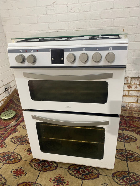 FREE DELIVERY Beautiful 60CM White NewWorld Gas Cooker With Dual Oven And Grill 60CM For Sale