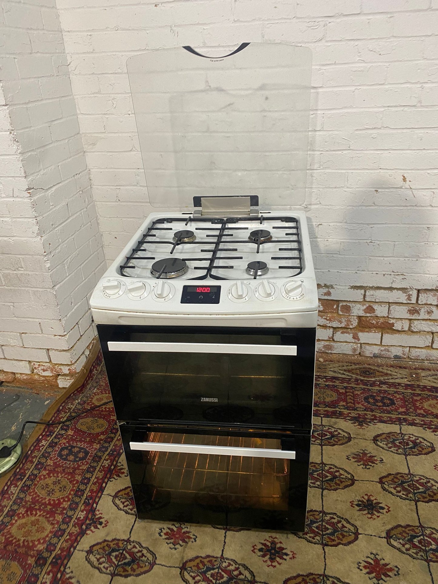 Beautiful TopBrand Zanussi 60CM Gas Cooker With Oven/Grill For Sale