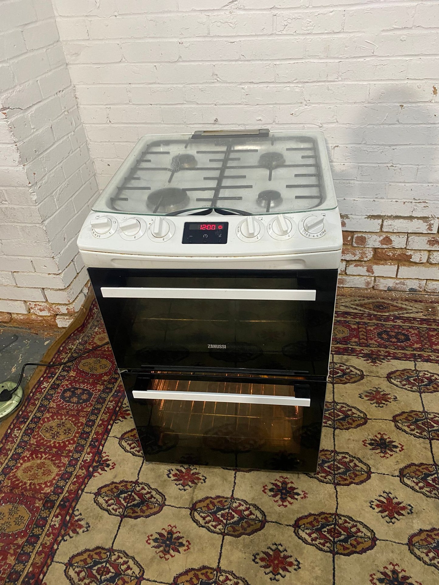 Beautiful TopBrand Zanussi 60CM Gas Cooker With Oven/Grill For Sale