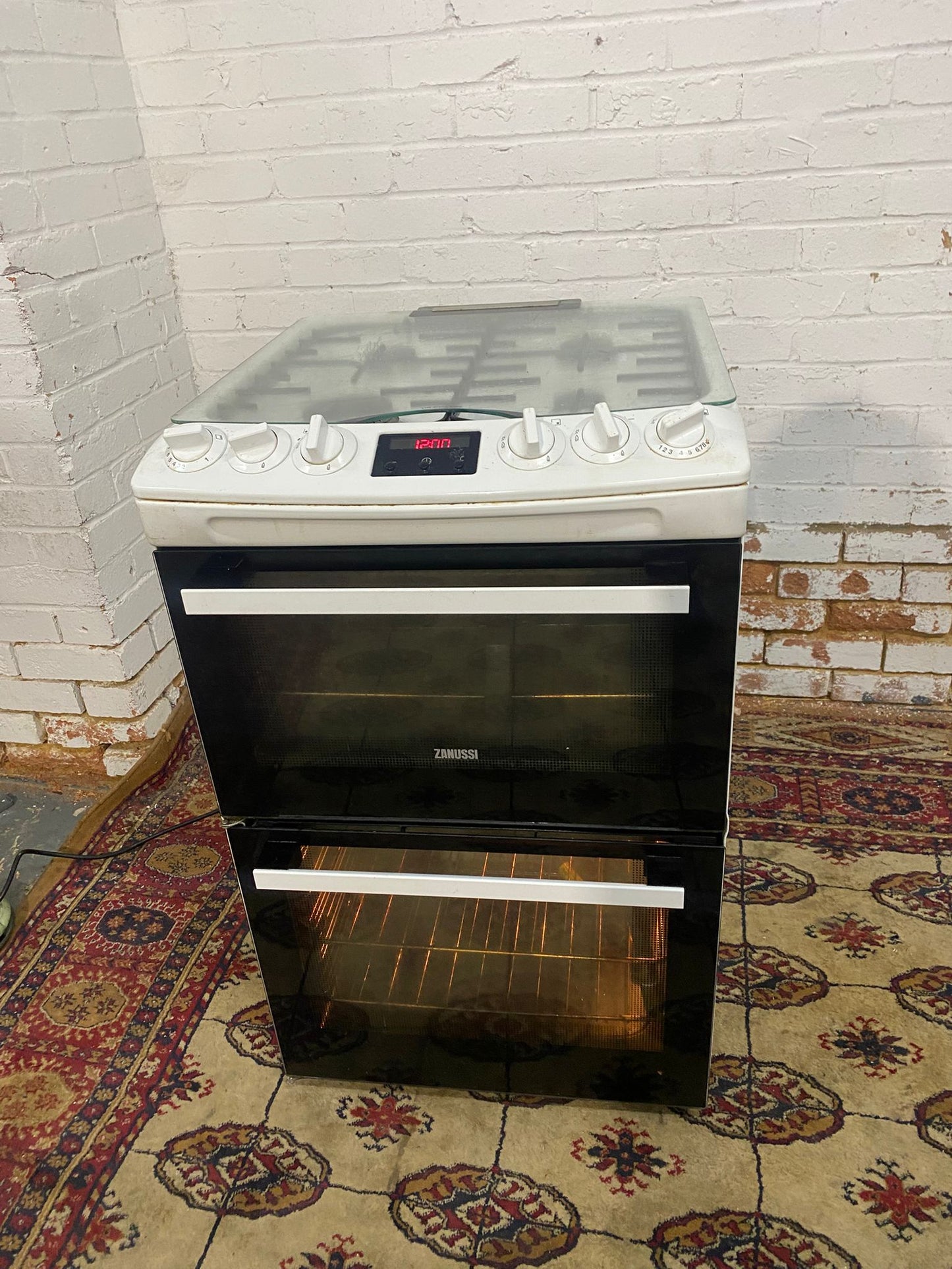 Beautiful TopBrand Zanussi 60CM Gas Cooker With Oven/Grill For Sale