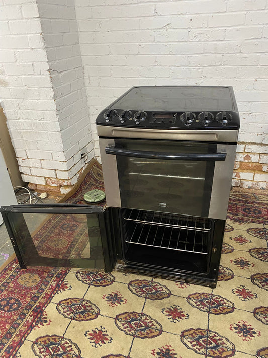🚐Beautiful Zanussi 55CM Electric Cooker With Oven/Grill Comes With Hard Wire